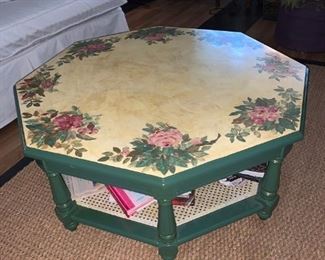 Coffee Table Without Slip Cover 
