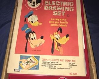 Vtg Mickey Mouse Drawing Set