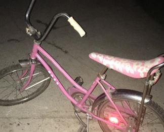 Vtg Bike w/ Banana Seat