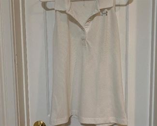 Under Armour Sleeveless golf shirt size Medium 