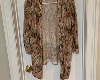 Chico's sweater size 1