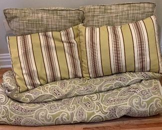 Bedding set paisley & striped (Queen)