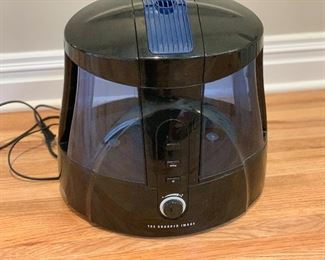 Humidifier Sharper image 