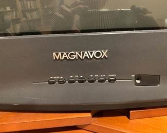 Magnavox TV  27" 