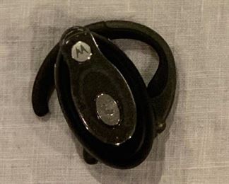 wireless blue tooth ear piece