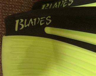 Blades diving flippers size XL
