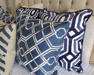 Various pillows $69 to $109 (LA LOCATION) 