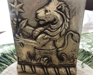 Sid Dickens Memory Block- The Lion
$100