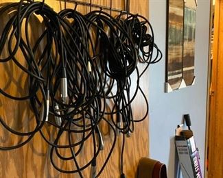 Microphone Cords / Guitar Straps / Music Stands 