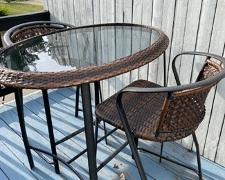 Outdoor High Top Table and Chairs 