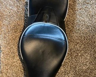 Corbin Harley Motorcycle Seat Photo 1