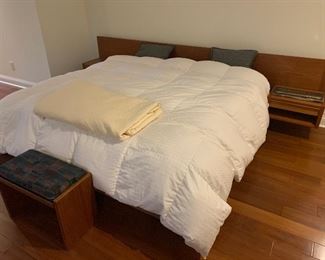Platform bed with built-in nightstands