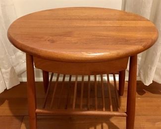 oval stool