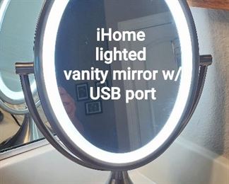 iHome lighted vanity mirror with USB port 