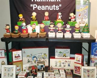 Huge Hallmark Peanuts collection of ornaments