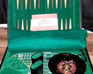 Backgammon set