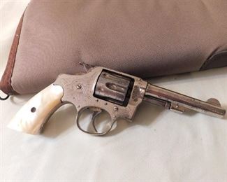 1924 Engraved Model Manuel Escodin Nickel Revolver 32 Long Caliber(SN 18273)
