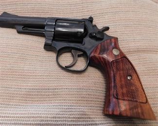 Smith & Wesson Model 19-4 357 Magnum Revolver(SN 42K1938)