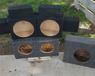 4 speaker boxes