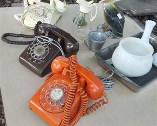 Rotary dial phones and decor