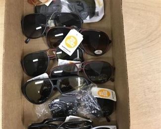10 pairs sunglasses