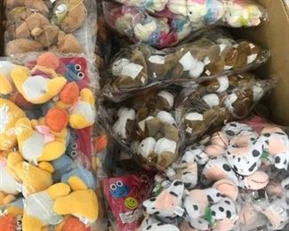 approx 25 dozen assorted stuffed animal keychains