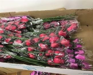 approx 25 assorted fake floral bouquets pinks and reds