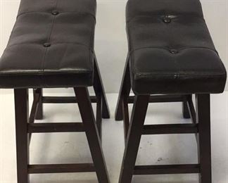 2 cushion bar stools
