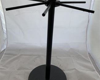 spindle rotating display