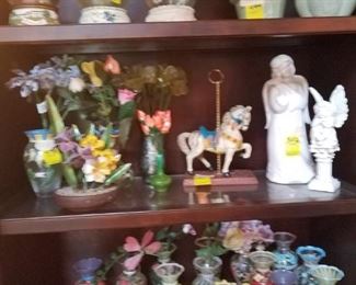Tracy Porter vases, carousel horses, Thomas Kincaid, etc