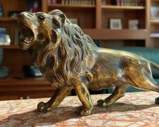 Antique clock - lion detail