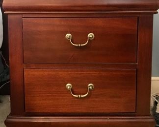 Well cared for Ethan Allen bedside solid wood table. Excellent condition.