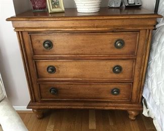 TOMMY BAHAMA 3 DRAWER CHEST                                             
