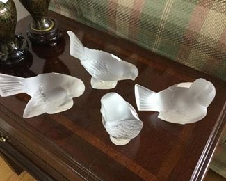 LALIQUE FROSTED BIRDS