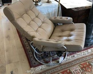 Ekornes Mid Century Modern swivel recliner