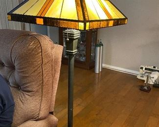 Deco style floor lamp