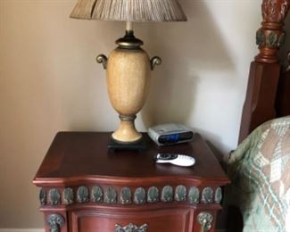 Pair of night stands and lamps