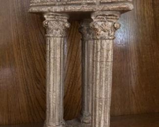 Greecian columns