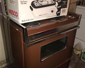 Roger electric stove 
Roaster 