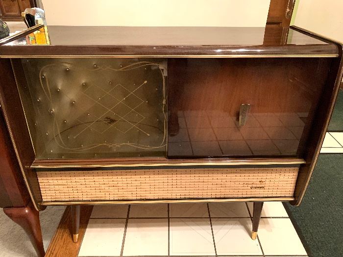 Simply AMAZING German Vintage Radio/Record Console by Blaupunkt and it works!!