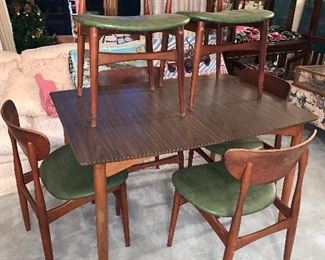 Super fun mid century dining table and six chairs