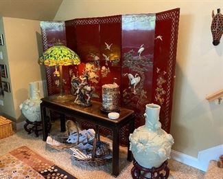 Red asian screen!

$1000