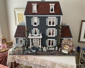 Unbelievable custom doll house $3500