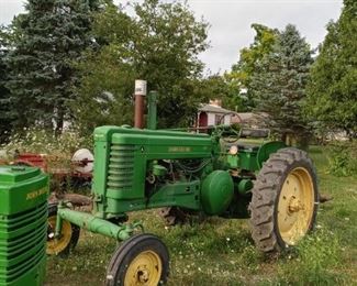 John Deere A wide front