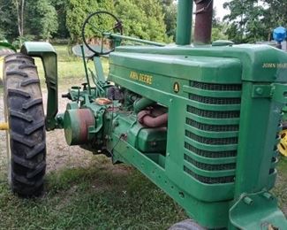 Narrow Front John Deere A