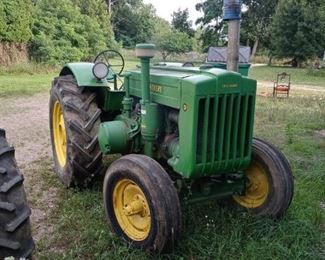 John Deere D
