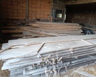 5/4 rough sawn Oak and Ash several hundred board feet