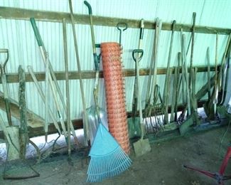 Tons of yard tools 