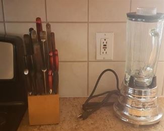 Small appliances and kitcheware