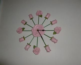 Unusual Roses clock